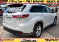 2014 Toyota Highlander in Wichita, KS 67216 - 18150953 4
