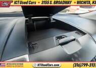 2018 Ford Edge in Wichita, KS 67216 - 18150959 16