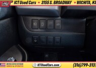 2019 Toyota Highlander in Wichita, KS 67216 - 18150960 13