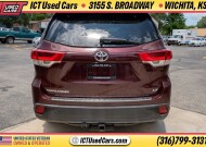 2019 Toyota Highlander in Wichita, KS 67216 - 18150960 3