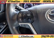 2019 Toyota Highlander in Wichita, KS 67216 - 18150960 14