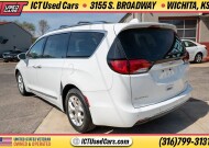2020 Chrysler Pacifica in Wichita, KS 67216 - 18150969 34