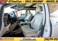 2020 Chrysler Pacifica in Wichita, KS 67216 - 18150969 45