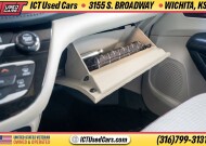 2020 Chrysler Pacifica in Wichita, KS 67216 - 18150969 42