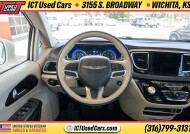 2020 Chrysler Pacifica in Wichita, KS 67216 - 18150969 13