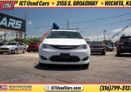 2020 Chrysler Pacifica in Wichita, KS 67216 - 18150969 10