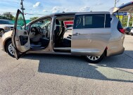 2018 Chrysler Pacifica in Baltimore, MD 21225 - 18150992 8