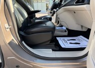 2018 Chrysler Pacifica in Baltimore, MD 21225 - 18150992 17