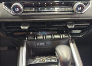 2024 Chevrolet Colorado in Burlington, WI 53105 - 18151010 25