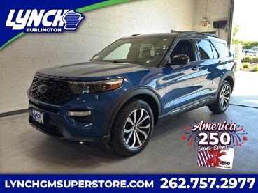 2022 Ford Explorer in Burlington, WI 53105