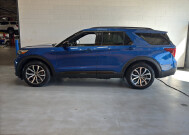 2022 Ford Explorer in Burlington, WI 53105 - 18151012 3