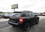 2008 Jeep Compass in Oak Grove, MO 64075 - 18151018 5