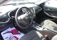 2017 Chevrolet Malibu in Oak Grove, MO 64075 - 18151096 9