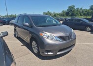 2016 Toyota Sienna in Blauvelt, NY 10913 - 18151106 1