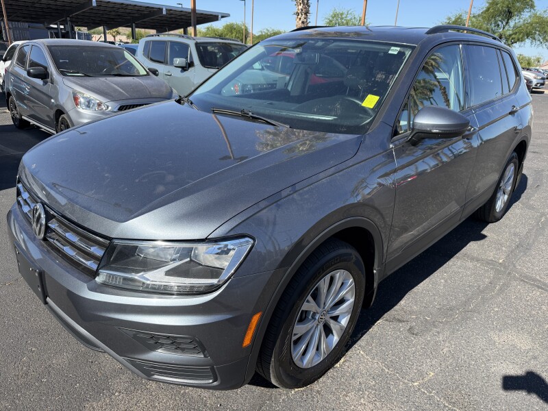 2020 Volkswagen Tiguan in Phoenix, AZ 85022 - 18151166