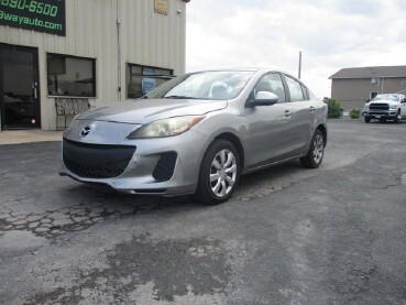 2013 Mazda MAZDA3 in Oak Grove, MO 64075