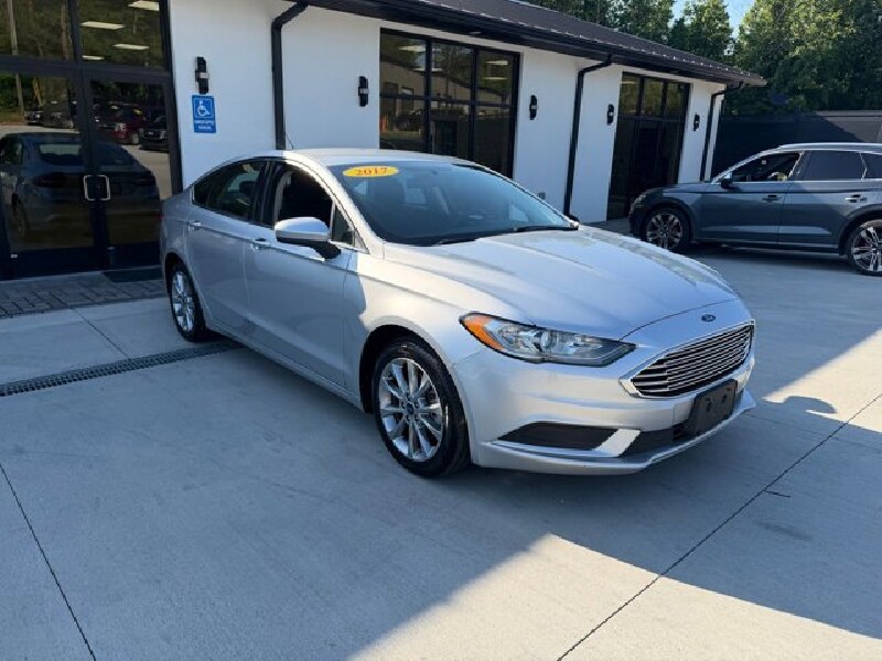 2017 Ford Fusion in Knoxville, TN 37920 - 18151189