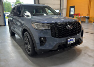 2025 Ford Explorer in Burlington, WI 53105 - 18151266 7