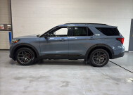 2025 Ford Explorer in Burlington, WI 53105 - 18151266 2
