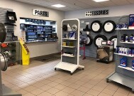 2025 Ford Explorer in Burlington, WI 53105 - 18151266 16