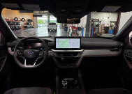 2025 Ford Explorer in Burlington, WI 53105 - 18151267 14