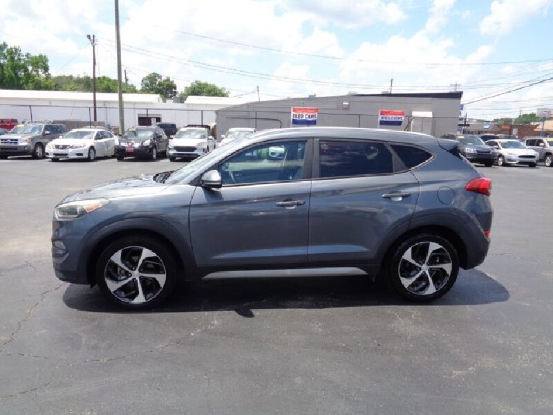 2017 Hyundai Tucson in Lebanon, TN 37087-3302 - 18151275