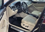 2017 Volkswagen Passat in Mesa, AZ 85212 - 18151292 14