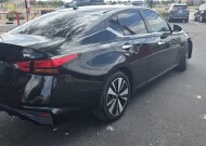 2021 Nissan Altima in Mesa, AZ 85212 - 18151297 5