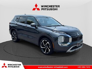 2024 Mitsubishi Outlander in Winchester, VA 22602