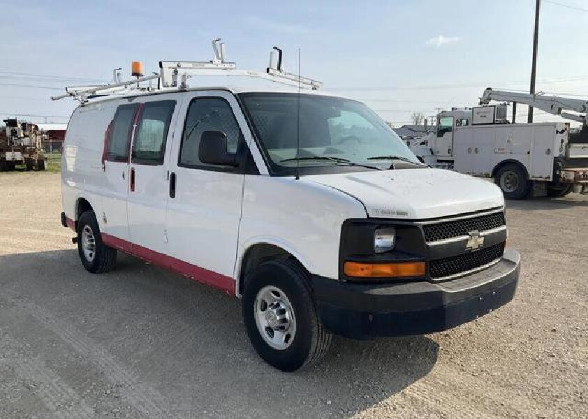 2011 Chevrolet Express 2500 in Blauvelt, NY 10913 - 18151326