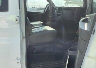 2011 Chevrolet Express 2500 in Blauvelt, NY 10913 - 18151326 25