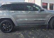 2020 Jeep Grand Cherokee in Mesa, AZ 85212 - 18151344 4