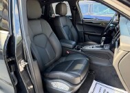 2017 Porsche Macan in Knoxville, TN 37920 - 18151358 16