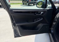2017 Porsche Macan in Knoxville, TN 37920 - 18151358 7