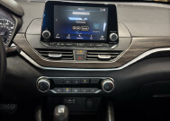 2024 Nissan Altima in Burlington, WI 53105 - 18151389 27