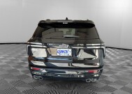 2026 Chevrolet Traverse in Burlington, WI 53105 - 18151485 4