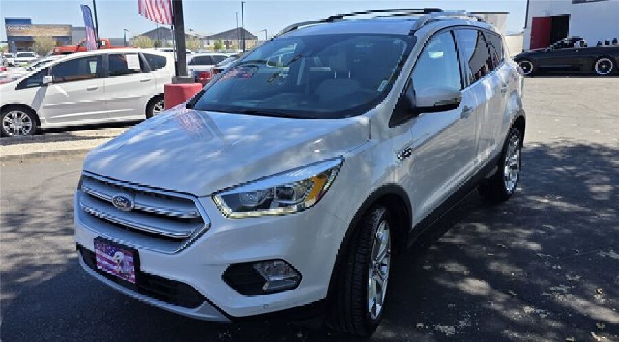 2018 Ford Escape in Mesa, AZ 85212 - 18151507