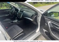 2017 Nissan Altima in Matthews, NC 28105 - 18151580 9