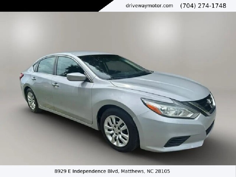 2017 Nissan Altima in Matthews, NC 28105 - 18151580