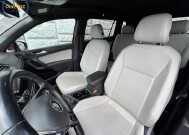 2018 Volkswagen Tiguan in Decatur, GA 30032 - 18151595 43