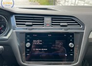 2018 Volkswagen Tiguan in Decatur, GA 30032 - 18151595 32