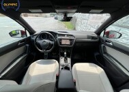 2018 Volkswagen Tiguan in Decatur, GA 30032 - 18151595 22