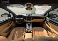 2018 Porsche Macan in Decatur, GA 30032 - 18151596 20