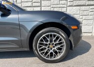 2018 Porsche Macan in Decatur, GA 30032 - 18151596 10