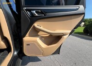 2018 Porsche Macan in Decatur, GA 30032 - 18151596 47