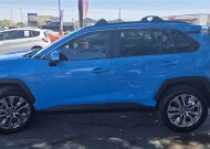 2019 Toyota RAV4 in Mesa, AZ 85212 - 18151619 8