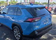2019 Toyota RAV4 in Mesa, AZ 85212 - 18151619 7
