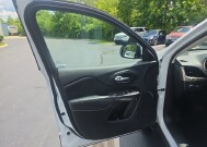 2015 Jeep Cherokee in Marysville, OH 43040 - 18151641 12