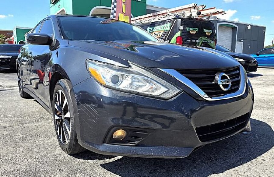 2018 Nissan Altima in Miramar, FL 33023 - 18151687