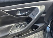2017 Nissan Altima in Miramar, FL 33023 - 18151705 9